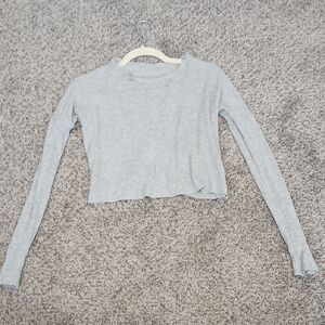 Brandy Melville Light Gray Long Sleeve Crop Sweater